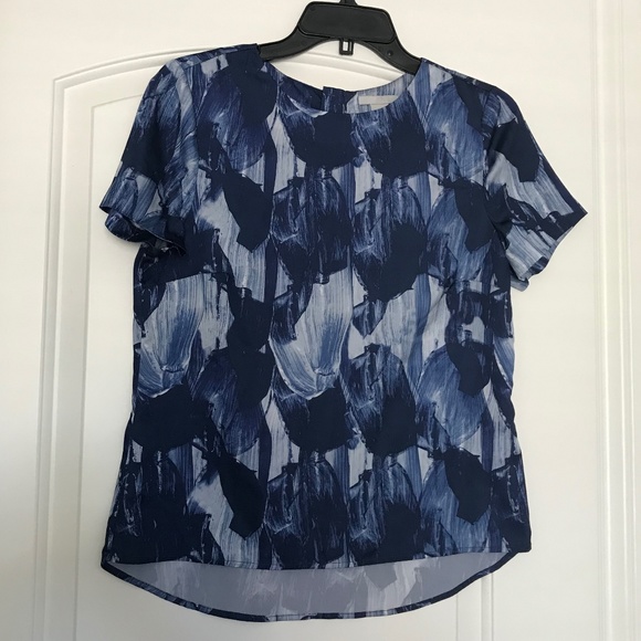 H&M Navy and Blue Print Short Sleeves blouse size 8 - Picture 1 of 3